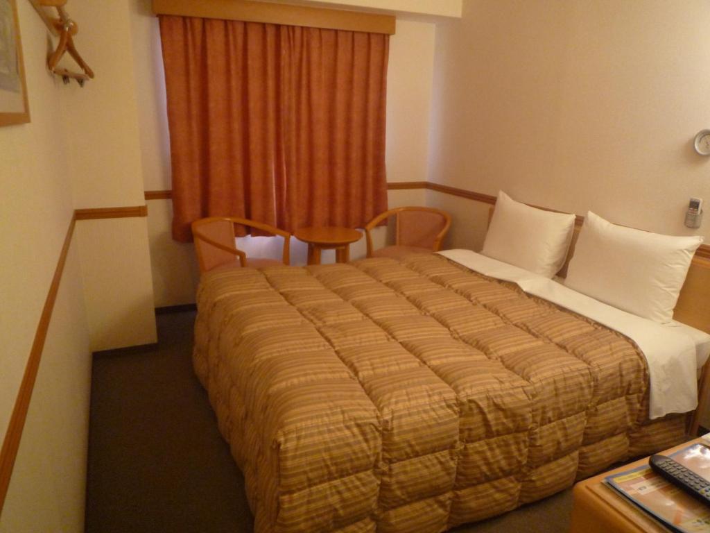 Toyoko Inn Hiroshima Heiwa-Odori Room photo