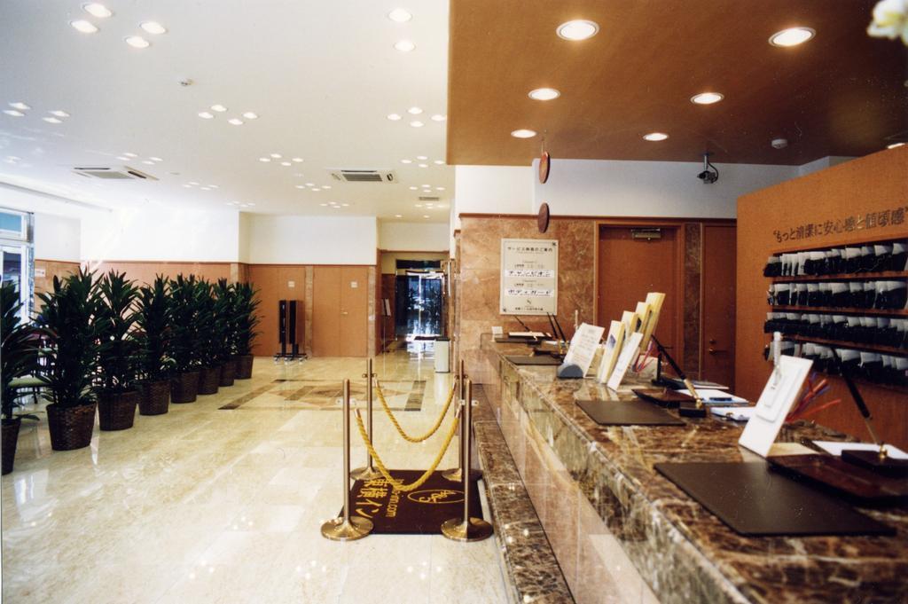 Toyoko Inn Hiroshima Heiwa-Odori Exterior photo