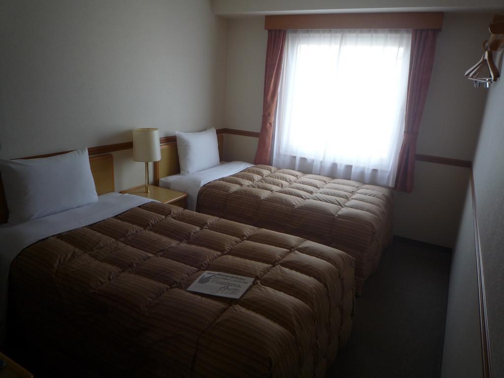 Toyoko Inn Hiroshima Heiwa-Odori Exterior photo