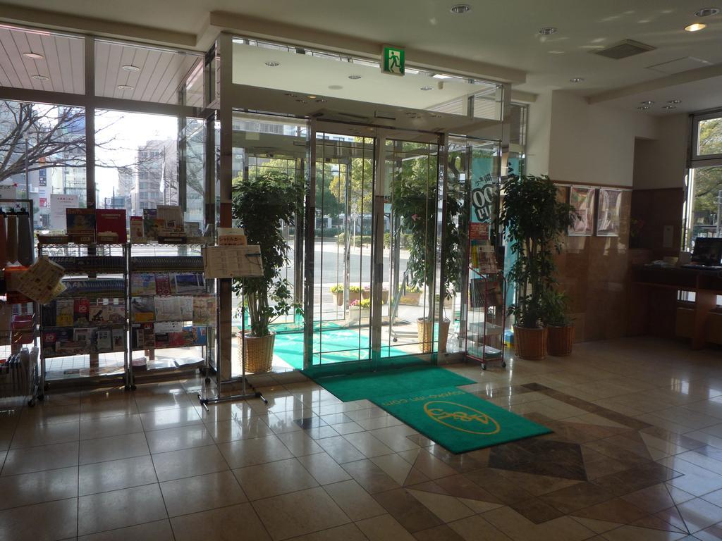 Toyoko Inn Hiroshima Heiwa-Odori Exterior photo